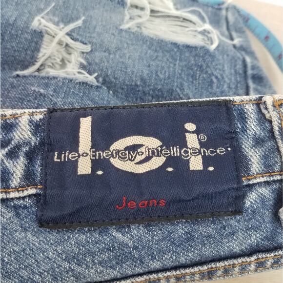 LEI | Distressed Jean Shorts Medium Wash 28 - Picture 4 of 5